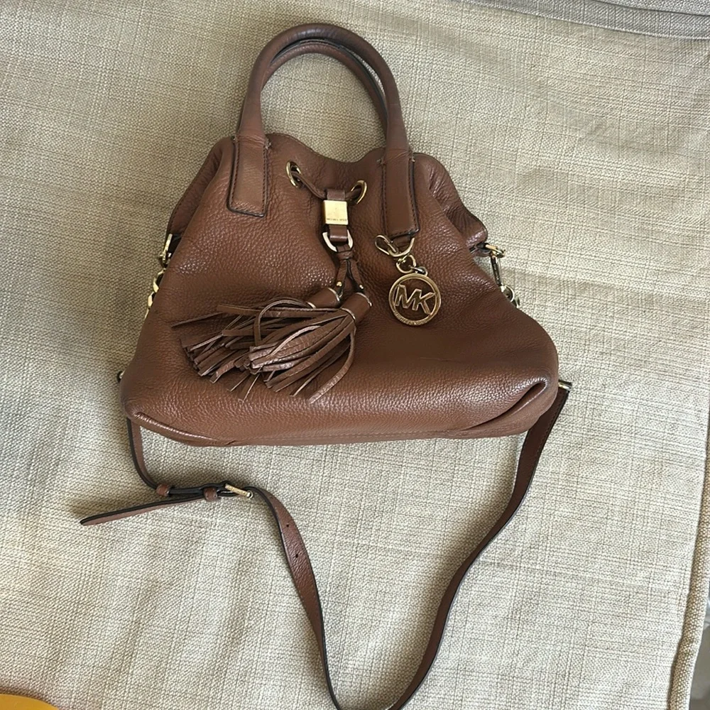 MICHAEL KORS Camden Luggage Brown Leather Medium Drawstring Satchel Shoulder Bag